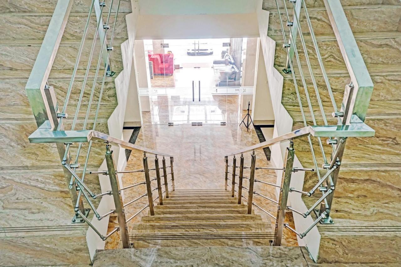 Kirei Hotel Bantaeng Esterno foto